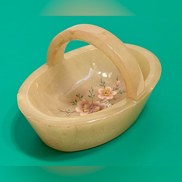 Vintage Genuine Italian Alabaster Hand Carved Basket With Handle - Picture 5 of 8